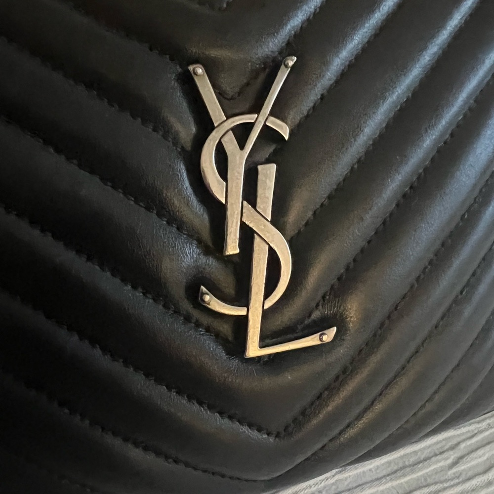 Yves Saint Laurent Black Quilted Leather Camera Bag with Gold Logo - Picture 7 of 17